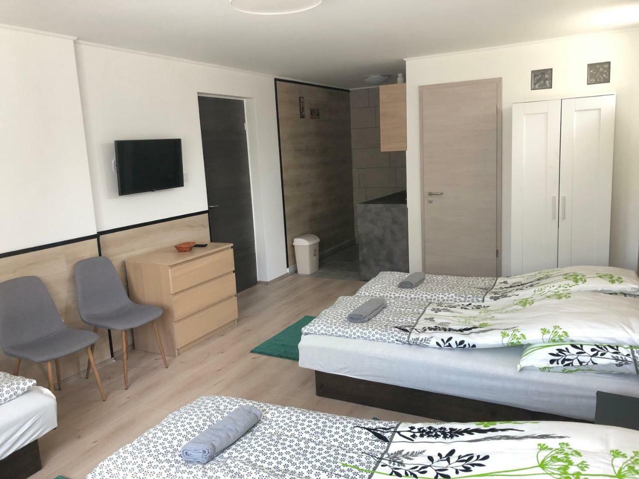 Juno Apartman Vendeghaz Μίσκολτς Εξωτερικό φωτογραφία